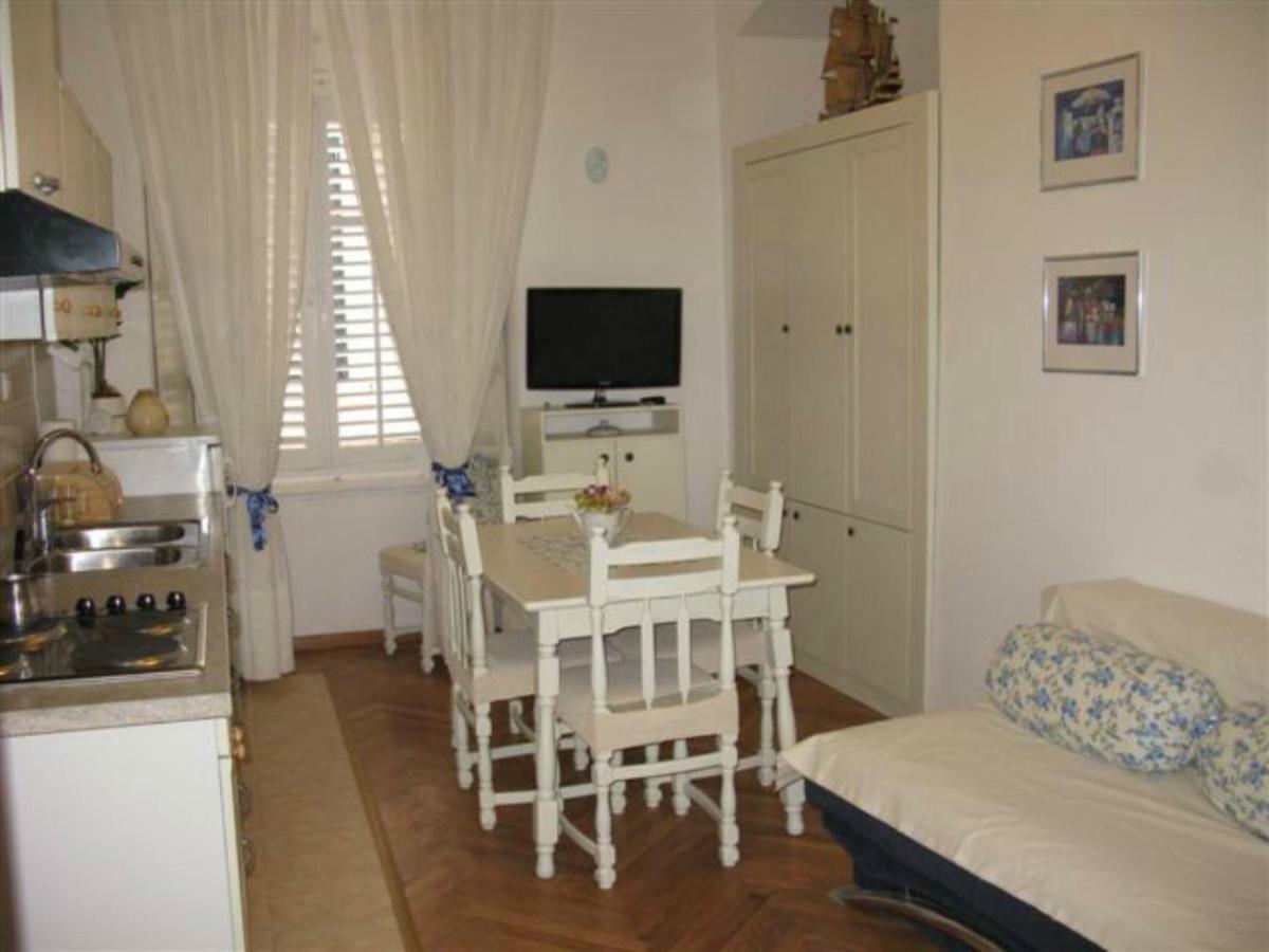 Apartments Adriana Flora Ragusa Esterno foto